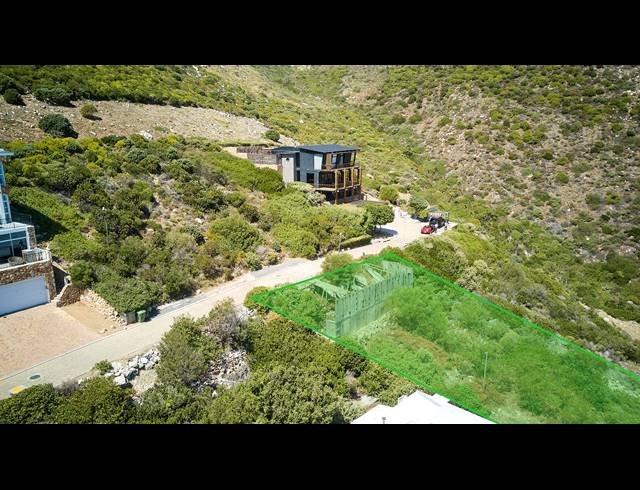 888M² VACANT LAND FOR SALE IN MISTY CLIFFS